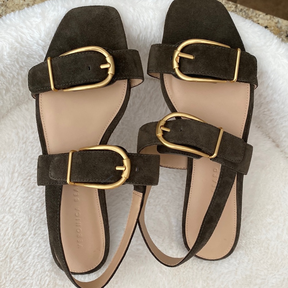 Veronica Beard suede sandals. Size 9 1/2
